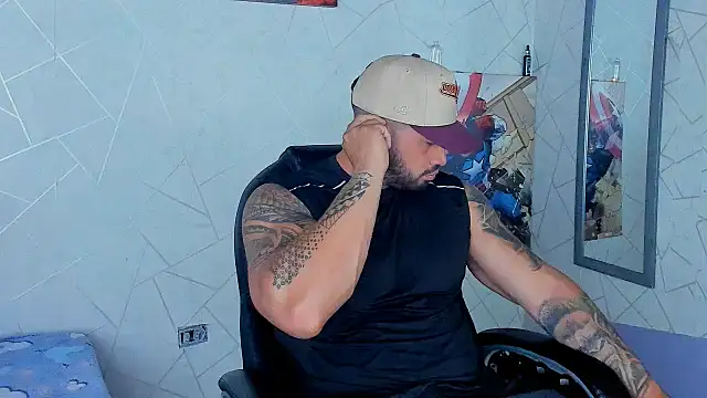 Cristian Walker online show from February 2025 12:03:02 PM