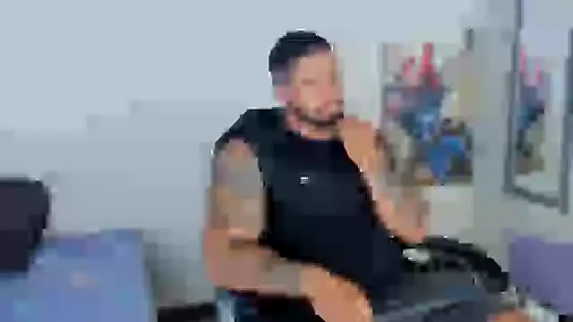 Cristian Walker online show from February 2025 12:22:02 PM