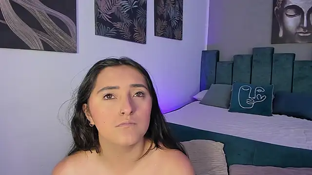 Snapshot of Kathia_Morelli chatting on November 2025 11:45:01 AM Kathia Morelli online show from November 2025 11:45:01 AM