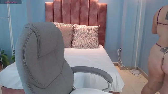 Violetta rainbow online show from November 2025 04:34:02 AM