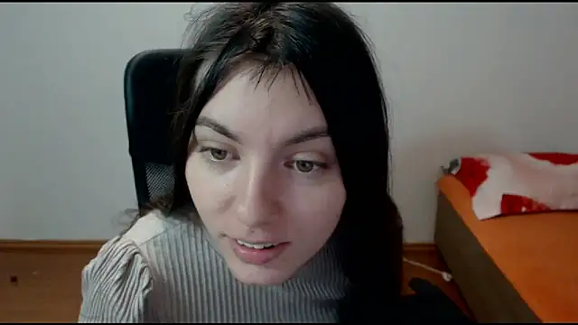 CuteJollie4U online show from December 2024 09:17:01 PM