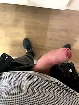 Snapshot of dimitriei chatting on December 2024 07:16:02 AM dimitriei online show from December 2024 07:16:02 AM