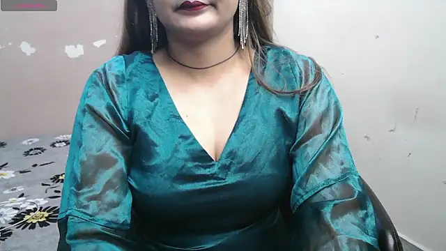 Snapshot of Jass-Karan chatting on January 2025 04:34:02 PM Jass-Karan online show from January 2025 04:34:02 PM