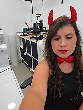 GatitaXD27 online show from November 2025 10:28:02 AM