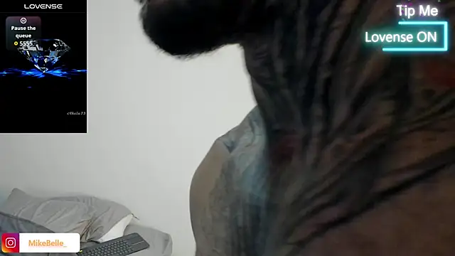 mike belle online show from November 2025 11:35:01 PM