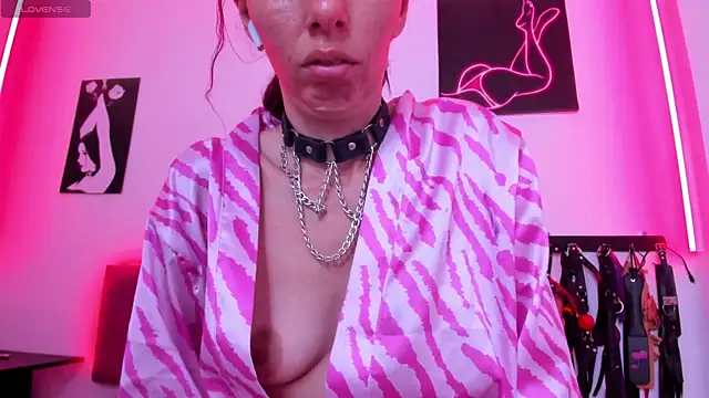Snapshot of Little_Naughtty chatting on March 2025 02:23:02 PM Little Naughtty online show from March 2025 02:23:02 PM