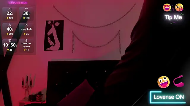 Snapshot of Little_Naughtty chatting on September 2025 02:05:02 PM Little Naughtty online show from September 2025 02:05:02 PM