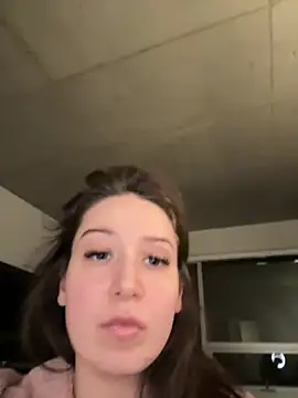 nerdynina online show from December 2025 12:29:01 AM