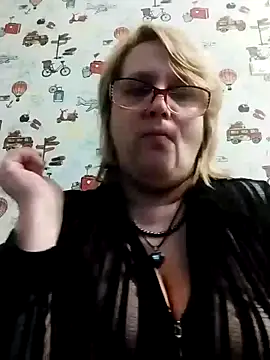 Snapshot of Forest-Lady chatting on February 2025 04:14:02 PM Forest-Lady online show from February 2025 04:14:02 PM