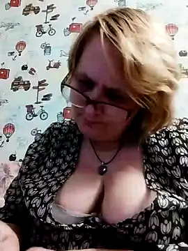 Snapshot of Forest-Lady chatting on March 2025 04:45:02 PM Forest-Lady online show from March 2025 04:45:02 PM