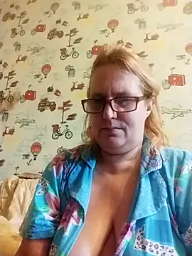 Snapshot of Forest-Lady chatting on October 2025 01:29:02 PM Forest-Lady online show from October 2025 01:29:02 PM