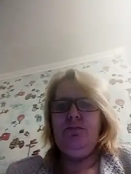 Snapshot of Forest-Lady chatting on October 2025 03:01:01 PM Forest-Lady online show from October 2025 03:01:01 PM