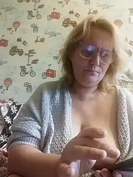 Snapshot of Forest-Lady chatting on October 2025 07:07:02 AM Forest-Lady online show from October 2025 07:07:02 AM