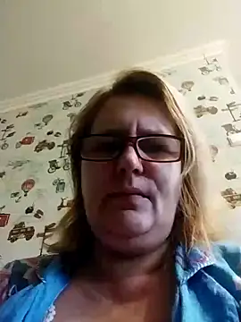 Snapshot of Forest-Lady chatting on October 2025 09:22:01 AM Forest-Lady online show from October 2025 09:22:01 AM