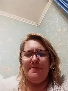 Snapshot of Forest-Lady chatting on November 2025 11:35:01 AM Forest-Lady online show from November 2025 11:35:01 AM