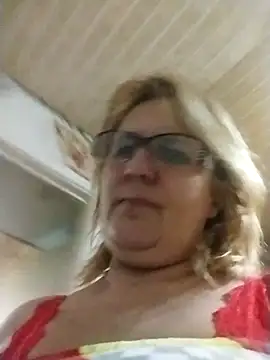 Snapshot of Forest-Lady chatting on December 2025 06:58:01 PM Forest-Lady online show from December 2025 06:58:01 PM