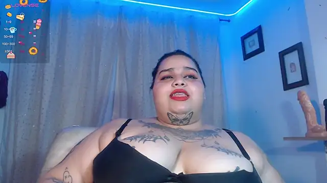 VeronikCuhubby online show from December 2024 03:27:01 PM