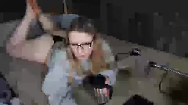 Snapshot of little_princess92 chatting on February 2025 11:01:02 AM little princess92 online show from February 2025 11:01:02 AM