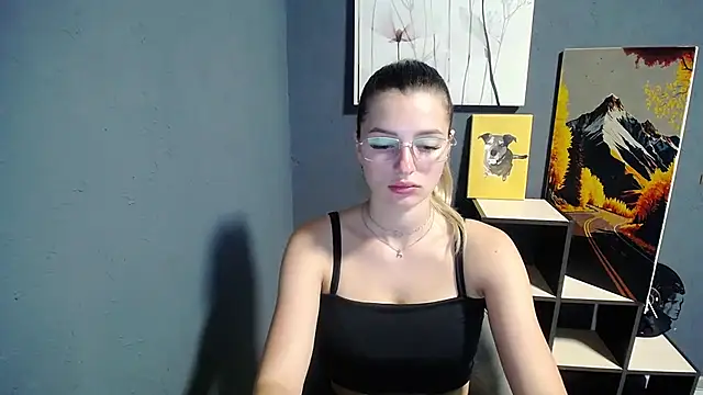 lady olivia  online show from July 2026 12:44:01 PM