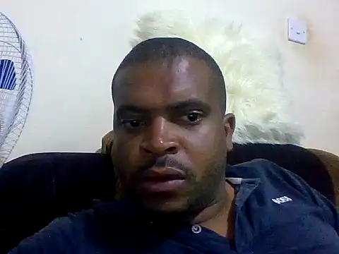 lui cuuty online show from October 2025 04:07:02 PM