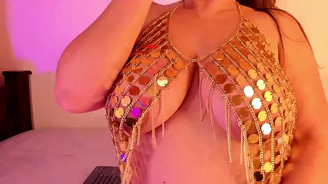 Alisson zambrano online show from February 2026 07:22:01 PM