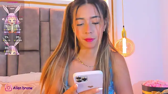 elianabrown online show from December 2025 09:20:01 PM