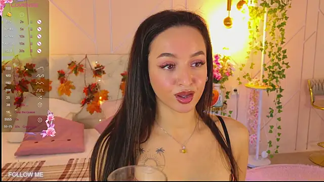 Lolly Neal online show from November 2025 05:06:01 AM