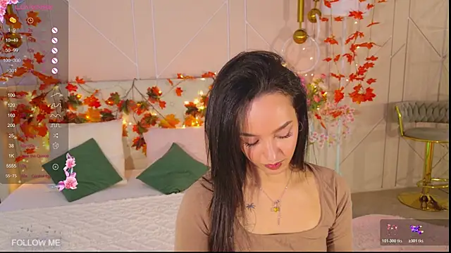 Lolly Neal online show from November 2025 04:49:01 AM