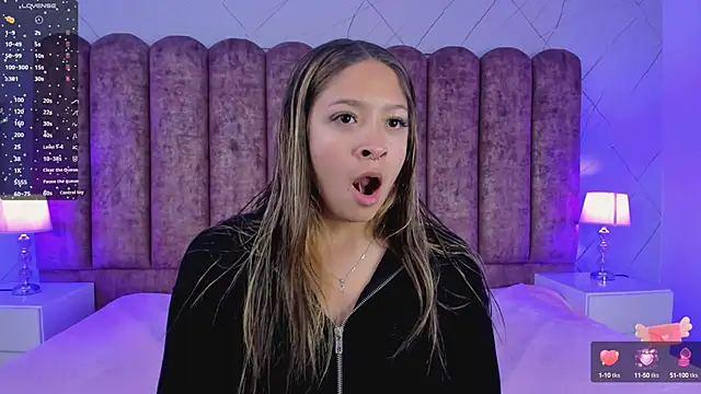 Victoria Adams14 online show from February 2025 11:55:01 AM