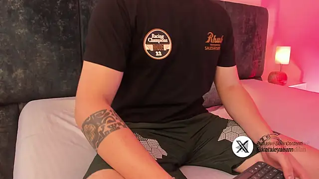 Snapshot of kataleyandliam chatting on March 2025 07:20:02 PM kataleyandliam online show from March 2025 07:20:02 PM