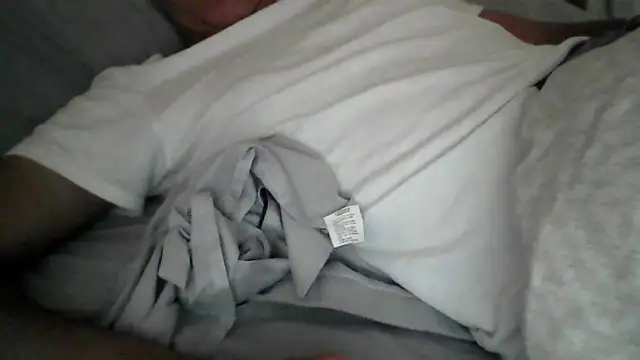 Snapshot of Estebitan_vm chatting on September 2025 02:18:02 PM Estebitan vm online show from September 2025 02:18:02 PM