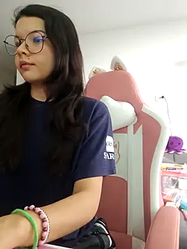 azumiichan online show from March 2026 09:55:01 PM