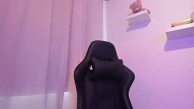 Snapshot of I_am_tori chatting on February 2025 09:16:02 PM I am tori online show from February 2025 09:16:02 PM