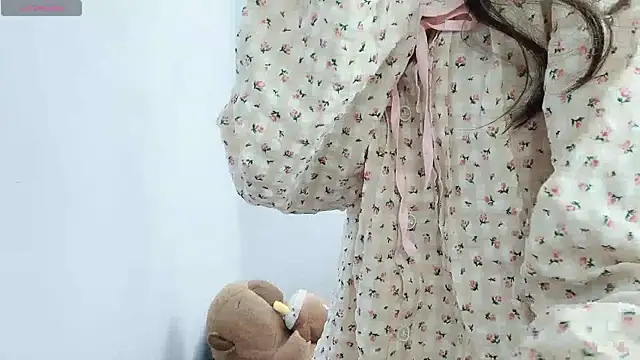 tanhxiu online show from December 2024 04:30:02 PM