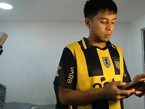 Snapshot of danielitopapuu chatting on October 2025 07:58:02 PM danielitopapuu online show from October 2025 07:58:02 PM