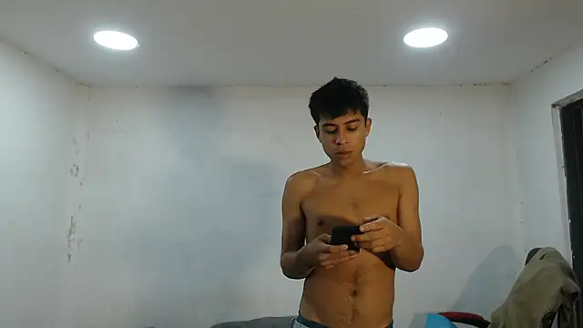Snapshot of danielitopapuu chatting on October 2025 11:44:02 AM danielitopapuu online show from October 2025 11:44:02 AM