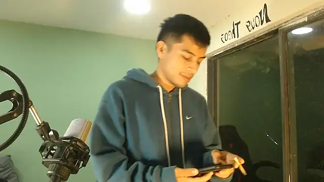 danielitopapuu online show from February 2026 06:21:02 AM