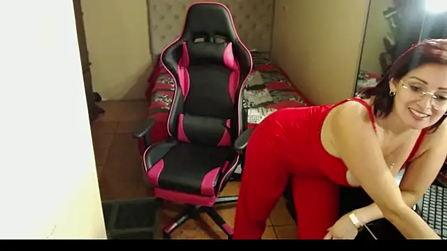 Carol Scottt online show from December 2024 06:42:02 AM