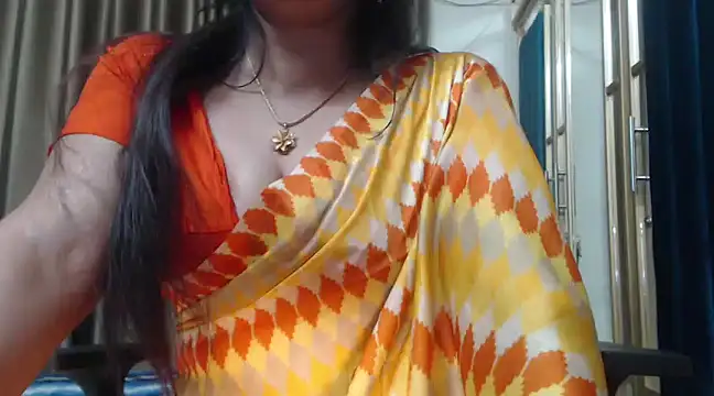 Snapshot of desi-maisa130 chatting on December 2024 04:29:02 PM desi-maisa130 online show from December 2024 04:29:02 PM