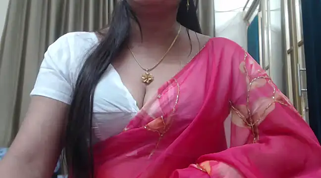 Snapshot of desi-maisa130 chatting on December 2024 06:17:01 PM desi-maisa130 online show from December 2024 06:17:01 PM