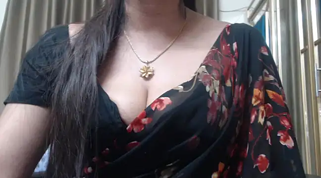 Snapshot of desi-maisa130 chatting on December 2024 10:45:01 PM desi-maisa130 online show from December 2024 10:45:01 PM