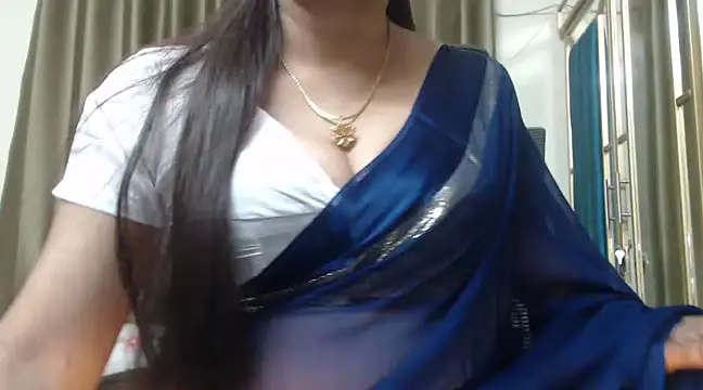 Snapshot of desi-maisa130 chatting on December 2024 04:07:02 PM desi-maisa130 online show from December 2024 04:07:02 PM