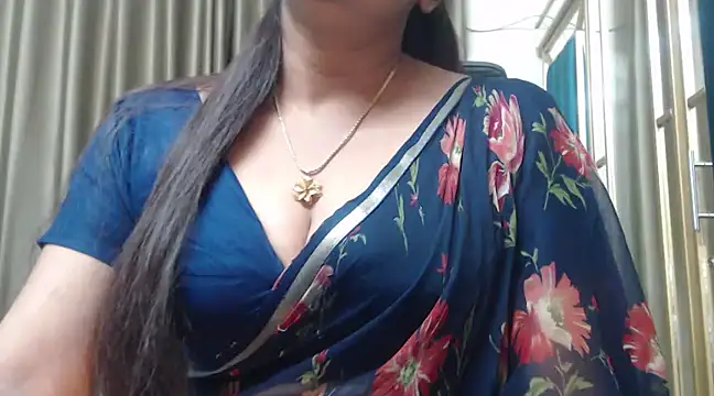 Snapshot of desi-maisa130 chatting on January 2025 03:24:01 PM desi-maisa130 online show from January 2025 03:24:01 PM