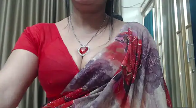 Snapshot of desi-maisa130 chatting on January 2025 09:47:02 PM desi-maisa130 online show from January 2025 09:47:02 PM