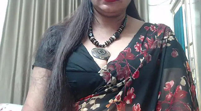 Snapshot of desi-maisa130 chatting on January 2025 04:13:02 PM desi-maisa130 online show from January 2025 04:13:02 PM
