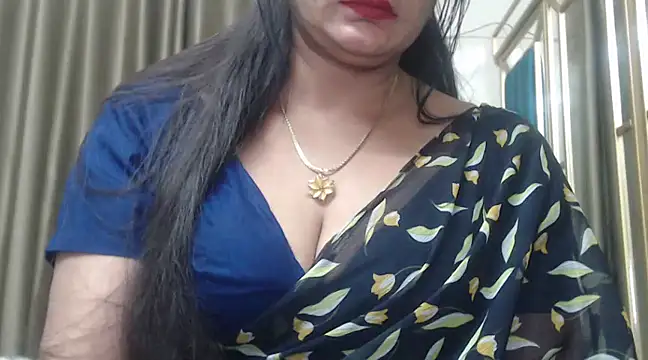 Snapshot of desi-maisa130 chatting on February 2025 08:33:01 PM desi-maisa130 online show from February 2025 08:33:01 PM