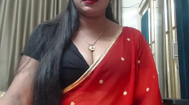 Snapshot of desi-maisa130 chatting on February 2025 04:40:02 PM desi-maisa130 online show from February 2025 04:40:02 PM