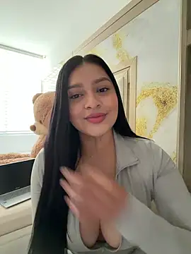 Snapshot of sarasoto_1 chatting on February 2026 02:06:02 PM sarasoto 1 online show from February 2026 02:06:02 PM