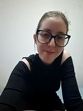 Snapshot of Sarah459 chatting on December 2024 08:07:02 PM Sarah459 online show from December 2024 08:07:02 PM