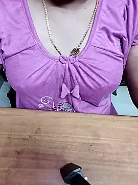 Aishu-tamil09 online show from January 2026 05:15:02 PM